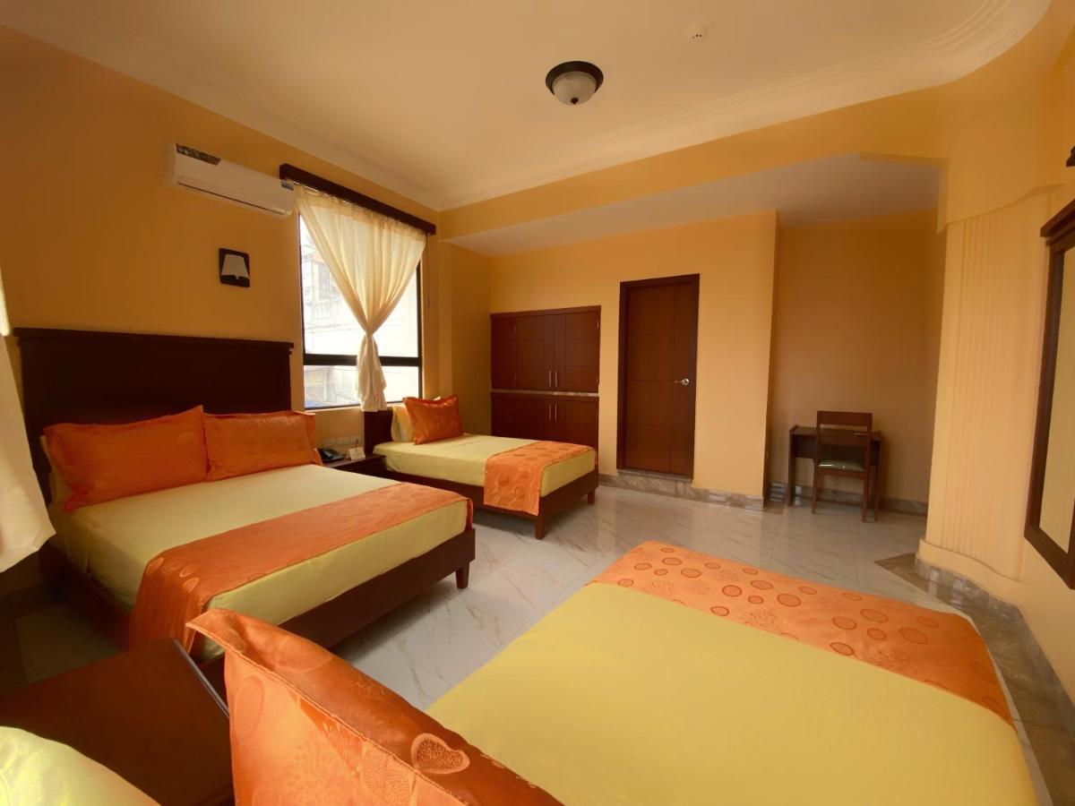 Hostal California Inn Γκουαγιακίλ Εξωτερικό φωτογραφία