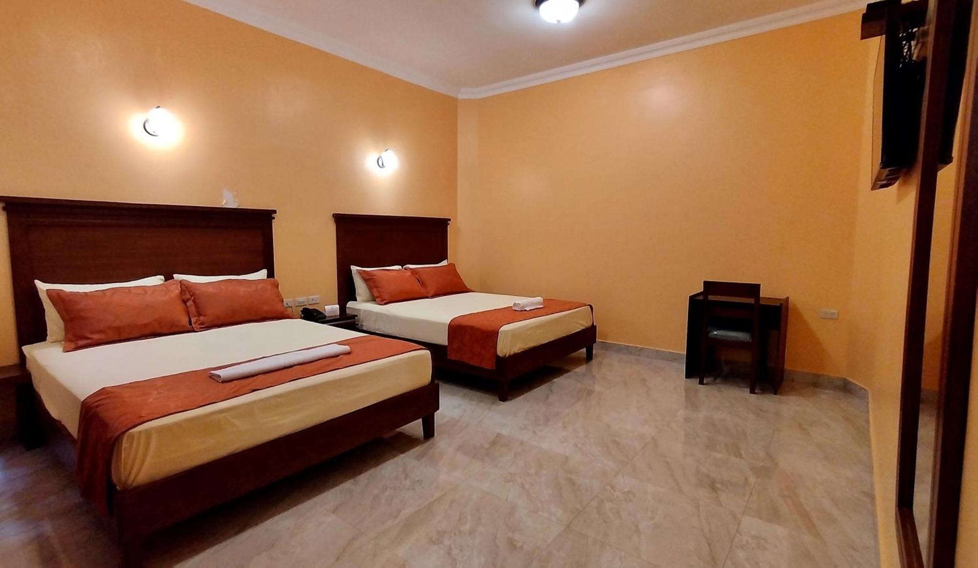 Hostal California Inn Γκουαγιακίλ Εξωτερικό φωτογραφία
